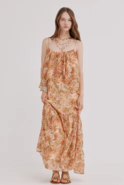 Africa. Vestido romántico