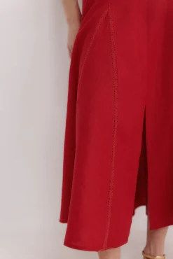 Ailin. Vestido midi rojo