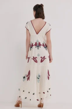 Aiora. Vestido romántico