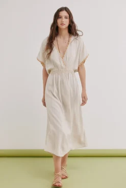 Alexia. Vestido bordado