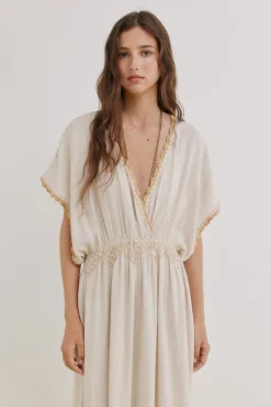 Alexia. Vestido bordado