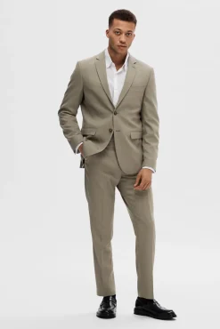 Americana de traje Slim Fit confeccionada con lana.