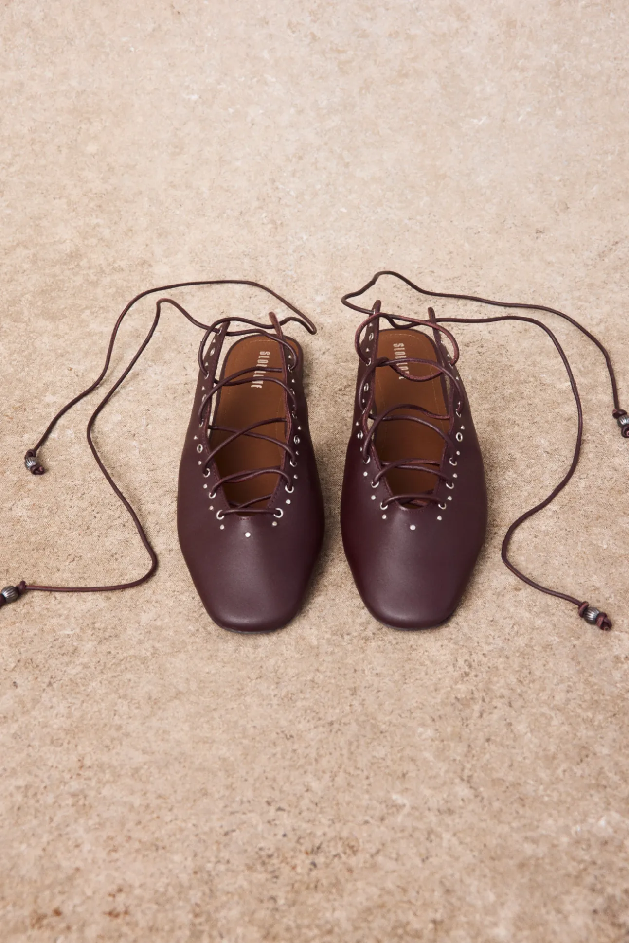 Bailarina piel cordones