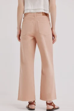 Belle. Jeans tiro alto