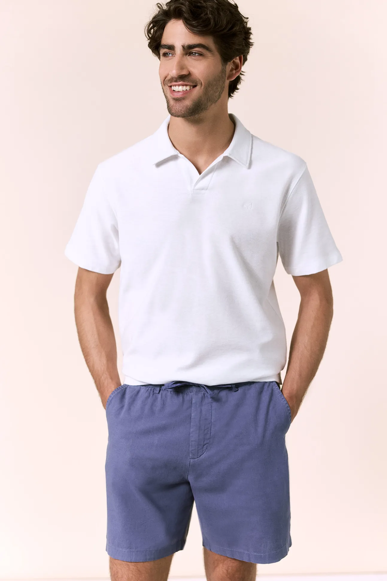 Bermuda de lino con cordones