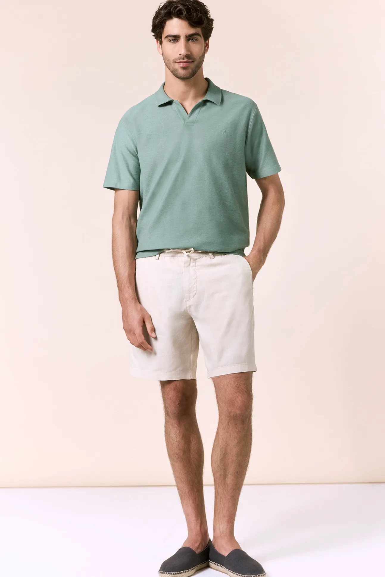 Bermuda de lino con cordones