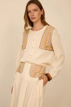 Blusa bimateria con pañuelo