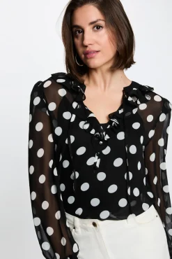 Blusa de gasa con cuello lazado