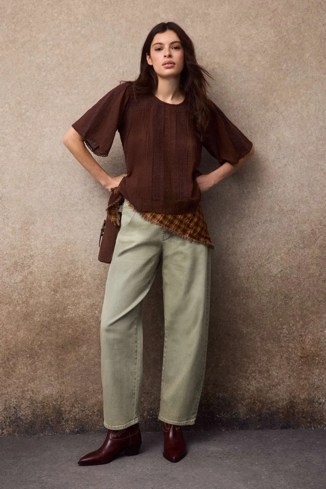 Blusa detalles encaje