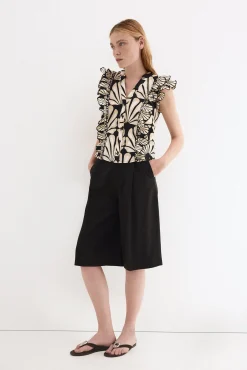 Blusa estampada bicolor