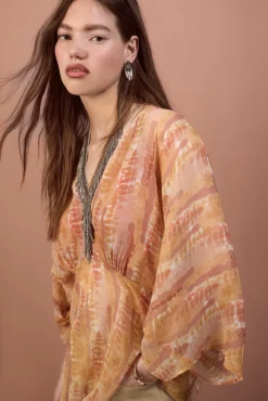 Blusa fluida estampada