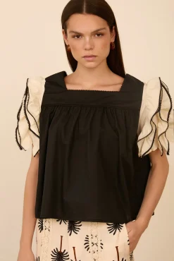 Blusa manga corta volantes