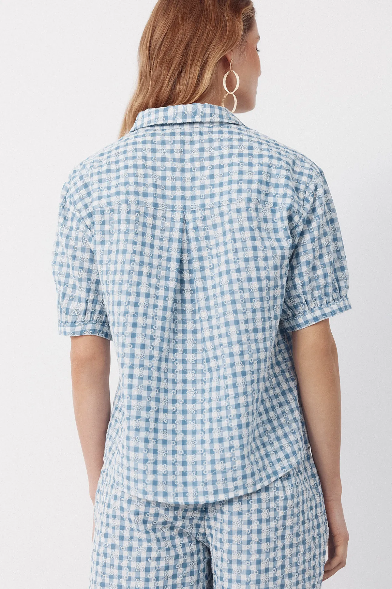 Blusa vichy bordada