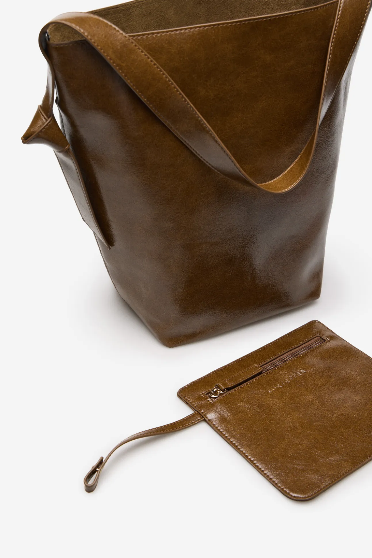 Bolso bucket nudo lazo