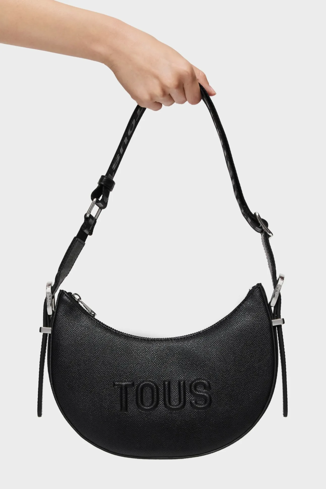 Bolso de hombro mediano renda