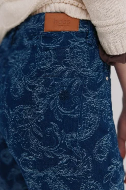 Brenda. Vaqueros jacquard
