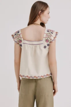 Cali. Blusa bordados florales
