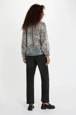 Camisa estampada cuello v