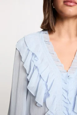 Camisa fluida con cuello en v