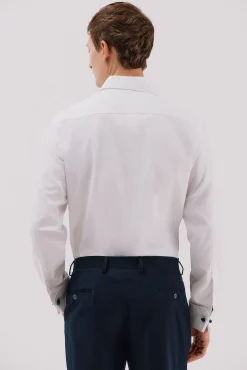 Camisa gemelos lisa fácil plancha