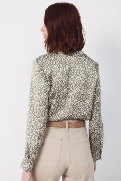 Camisa mao satinada estampada