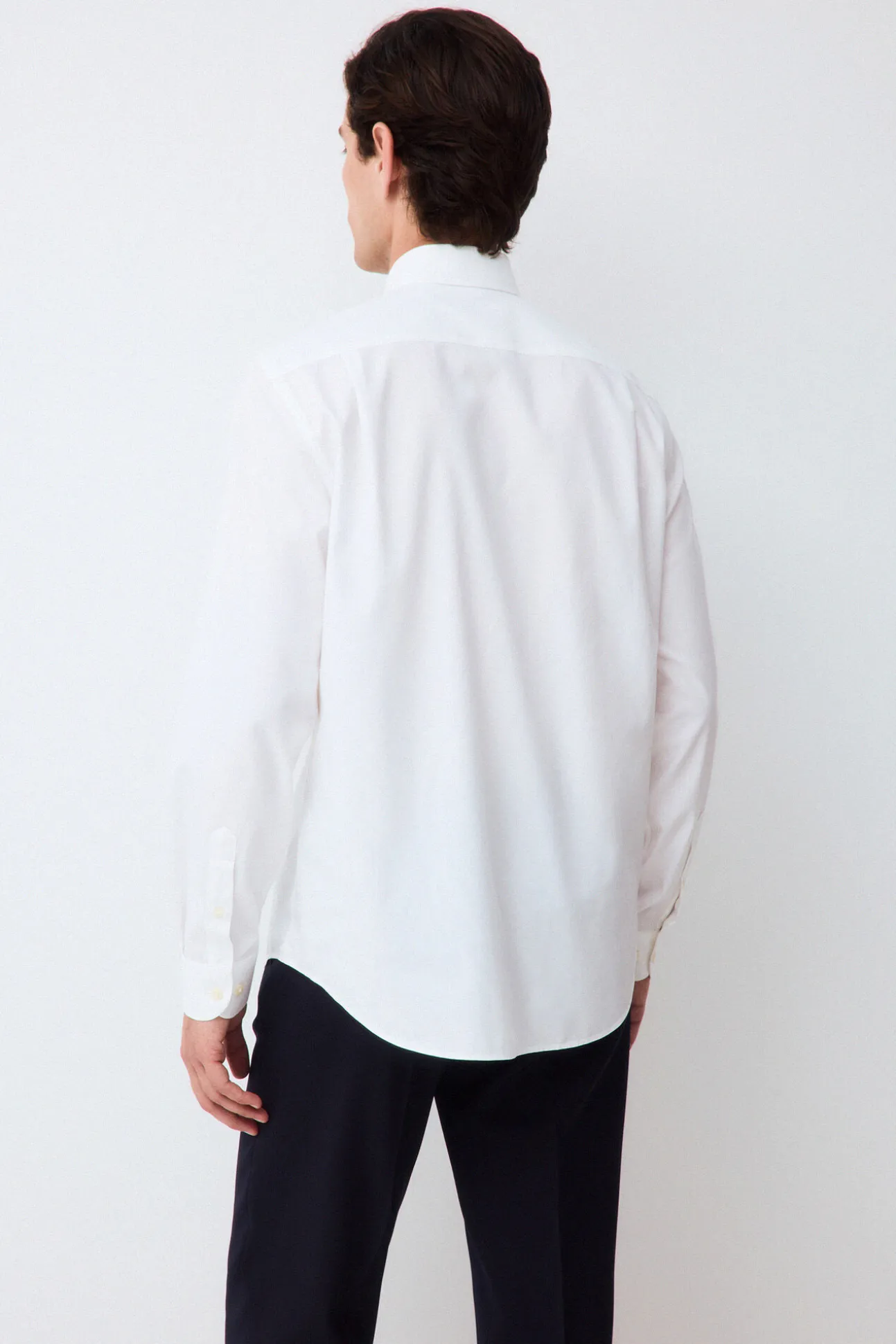 Camisa vestir estructura non iron + antimanchas