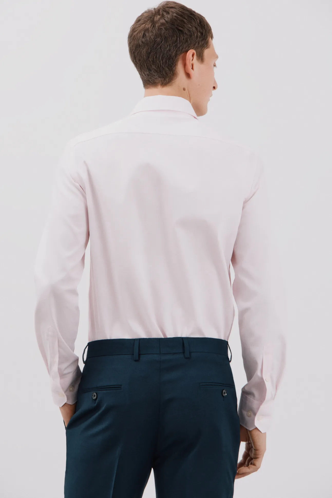 Camisa vestir lisa fácil plancha