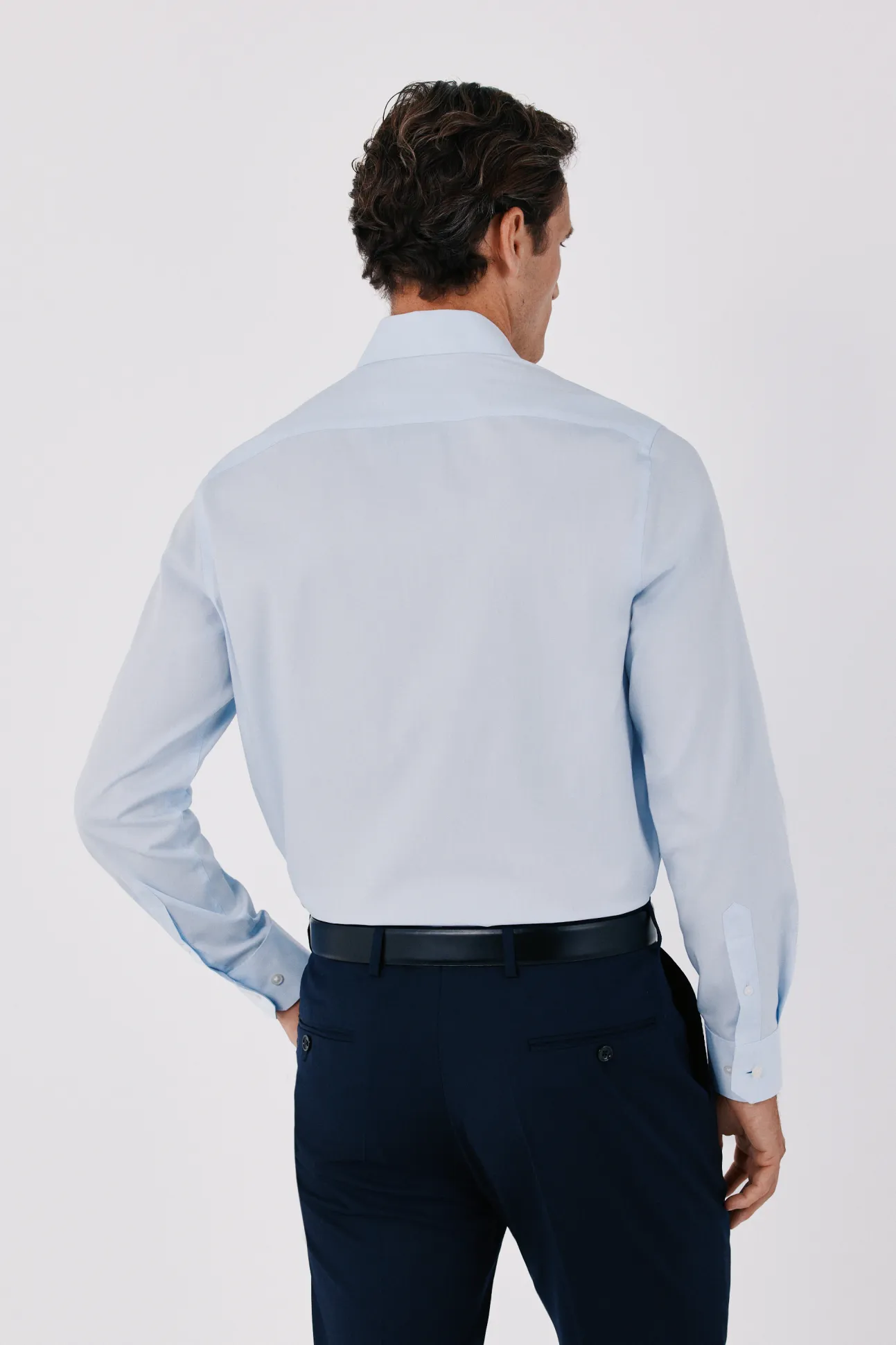 Camisa vestir lisa fácil plancha