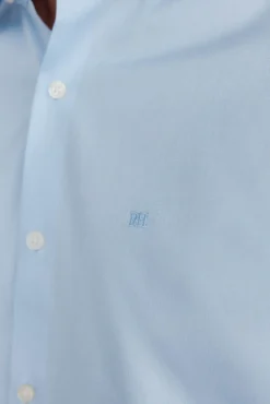 Camisa vestir lisa non iron + antimanchas