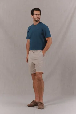 Camiseta básica lavada con bordado avión