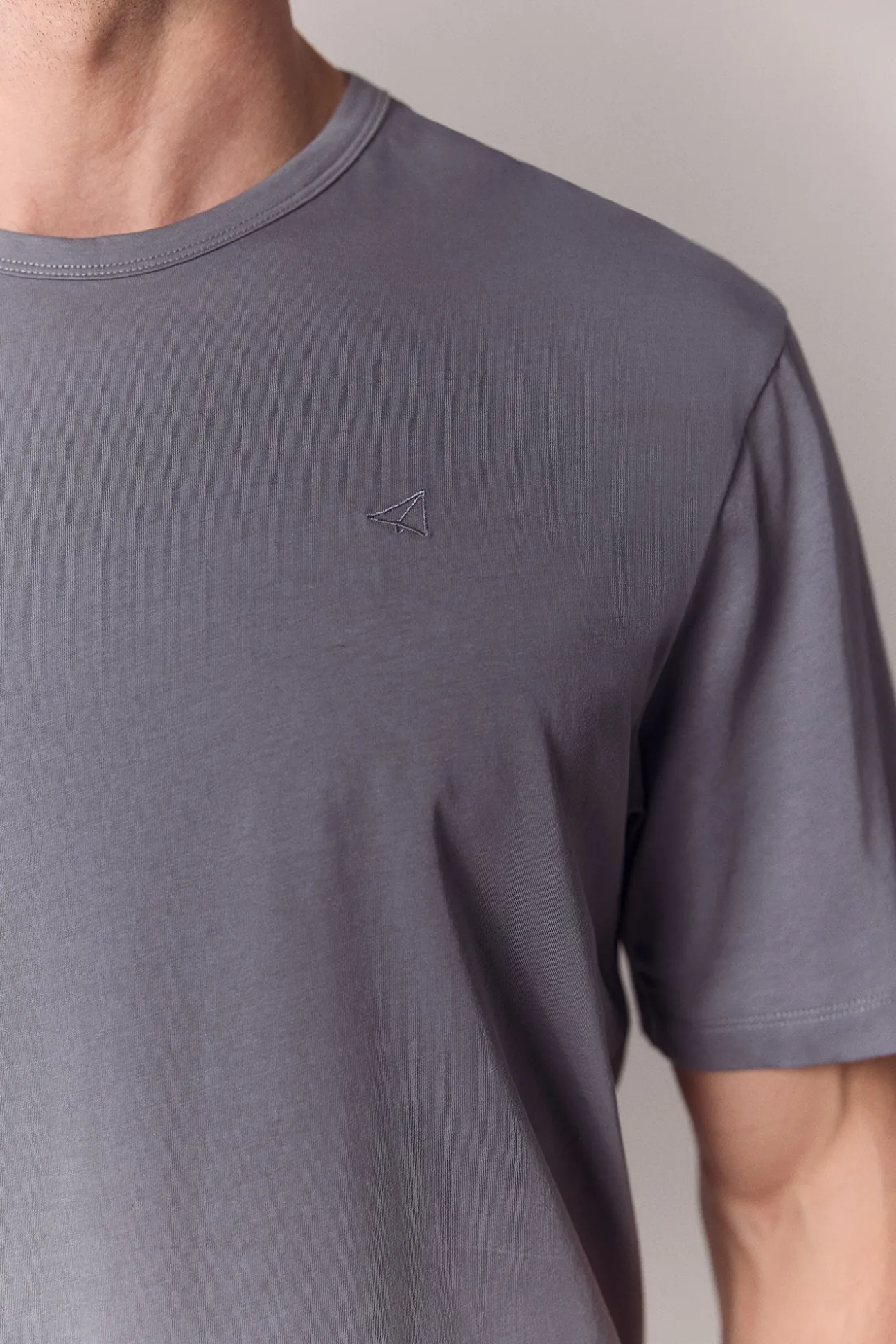 Camiseta básica ligera