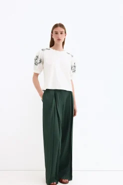 Camiseta combinada con bordados