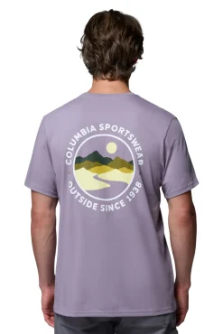 Camiseta con estampado de naturaleza en la espalda