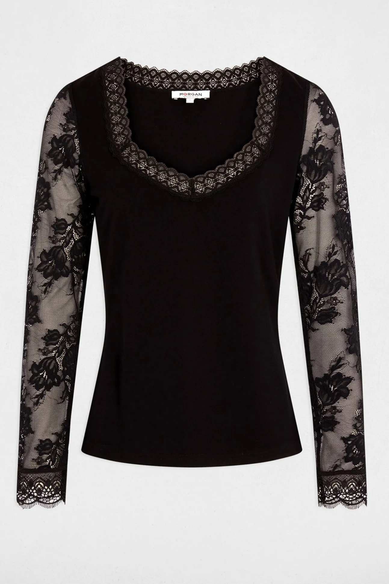 Camiseta encaje cuello corazón
