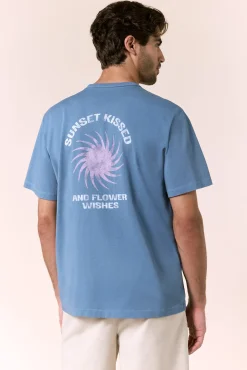 Camiseta gráfica lavada
