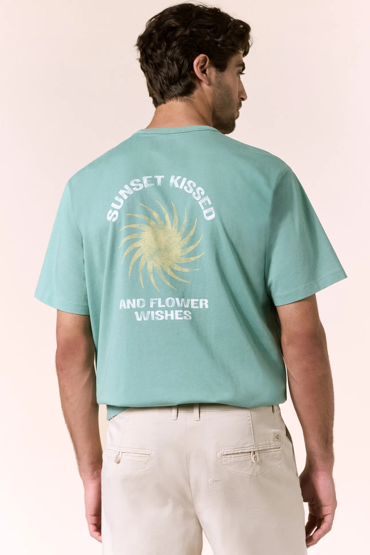 Camiseta gráfica lavada