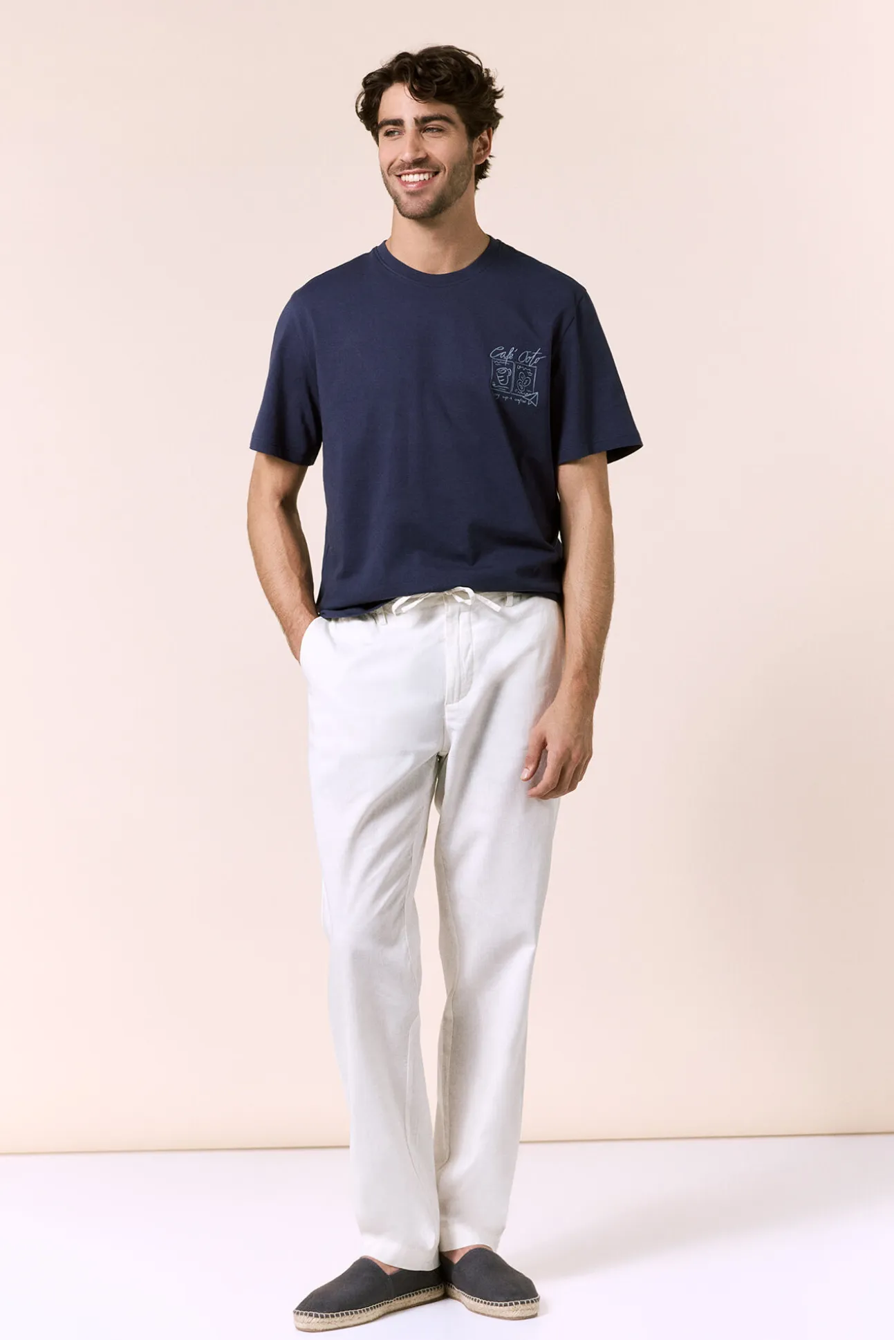 Camiseta gráfica lavada