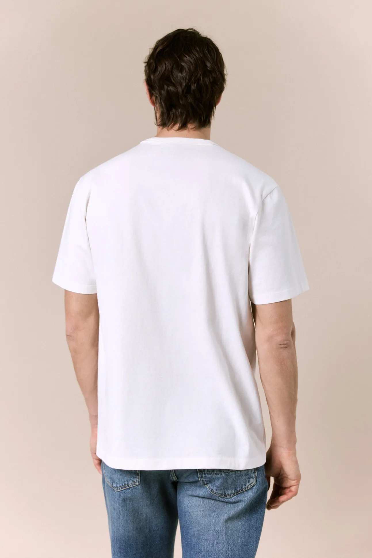 Camiseta lavada con logo