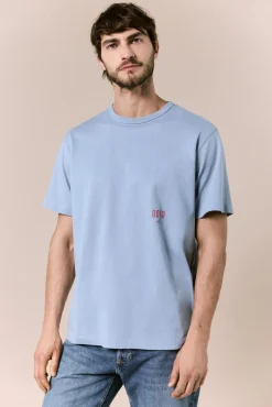 Camiseta lavada con logo