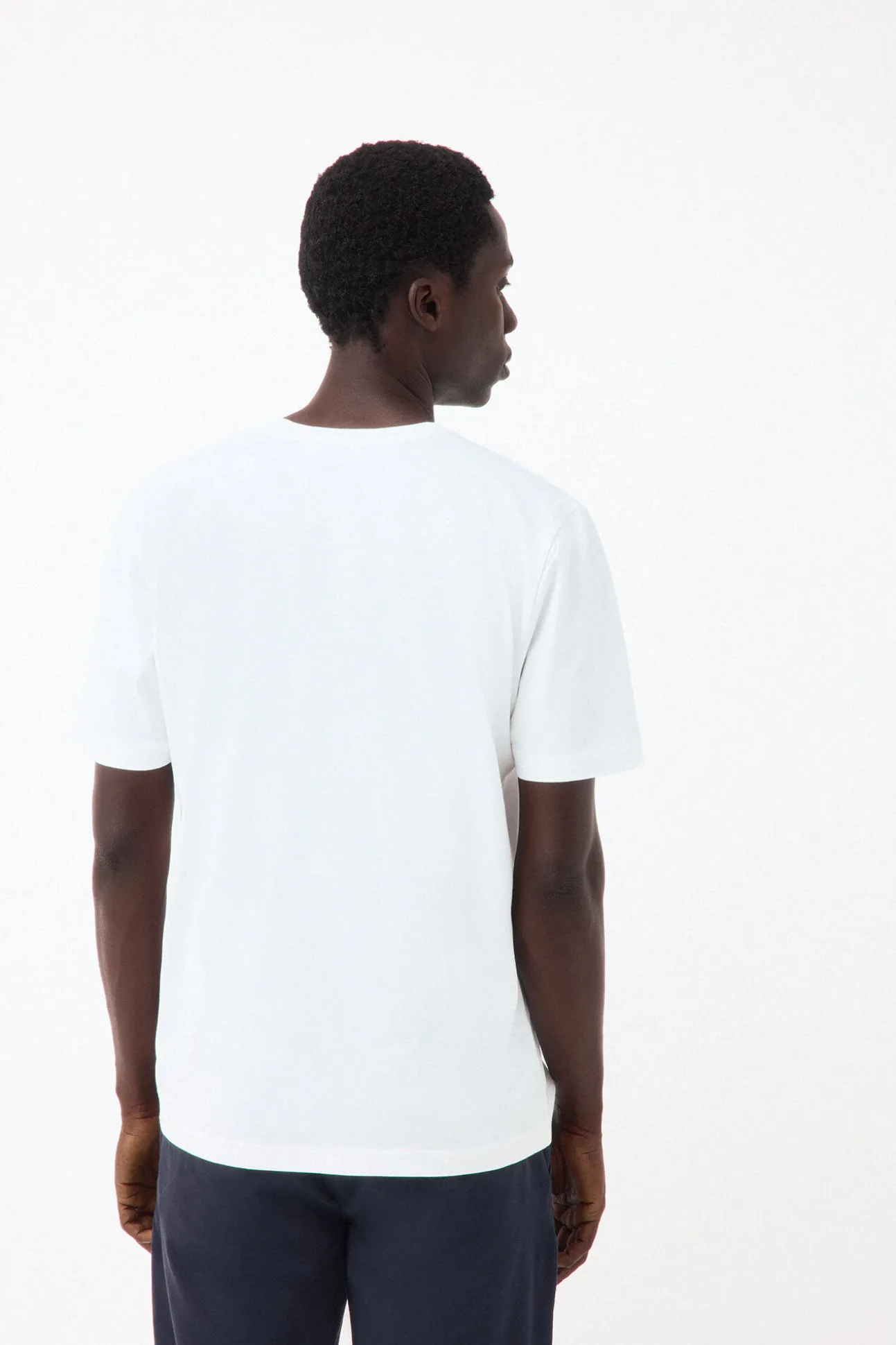 Camiseta logo pequeño