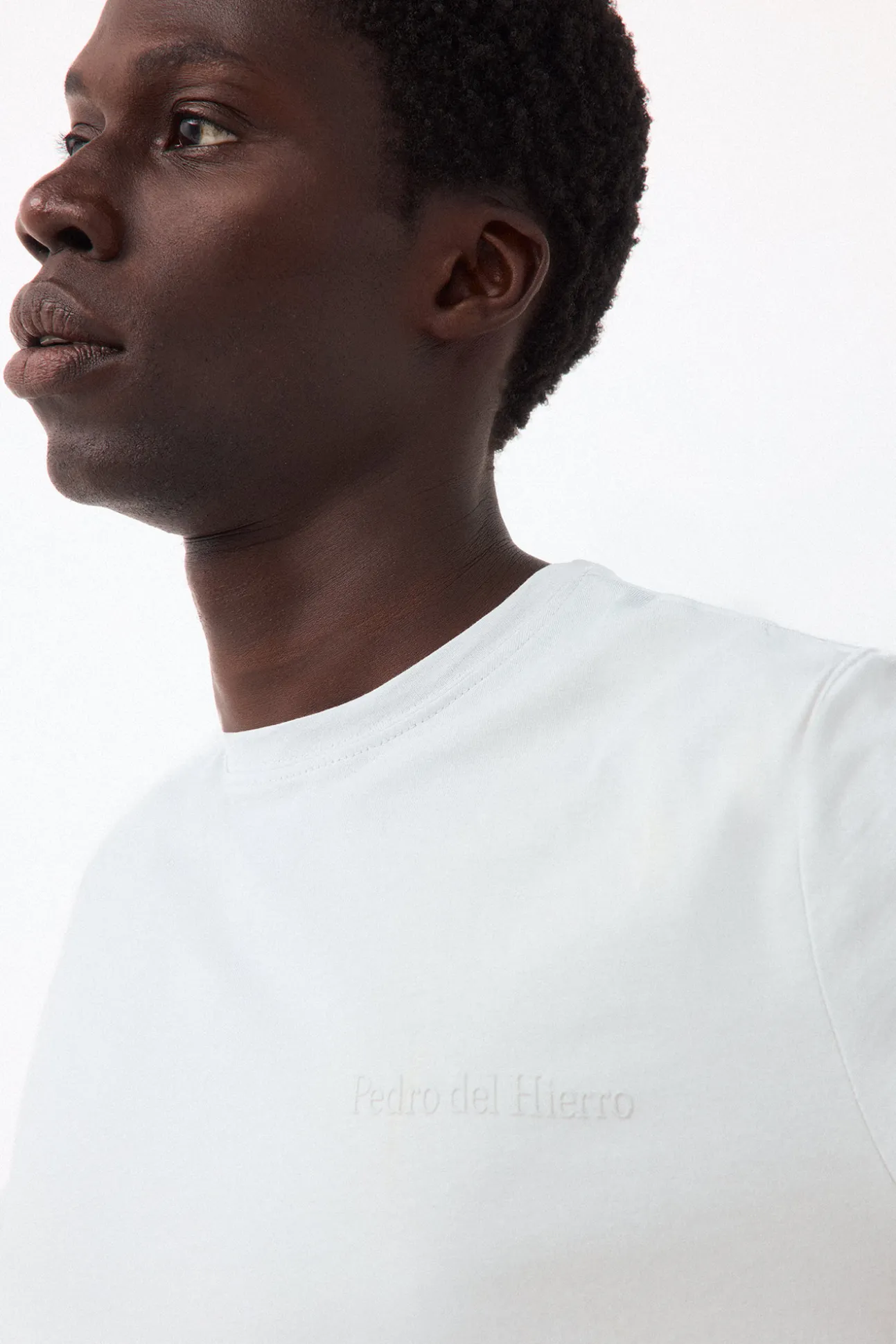 Camiseta logo pequeño