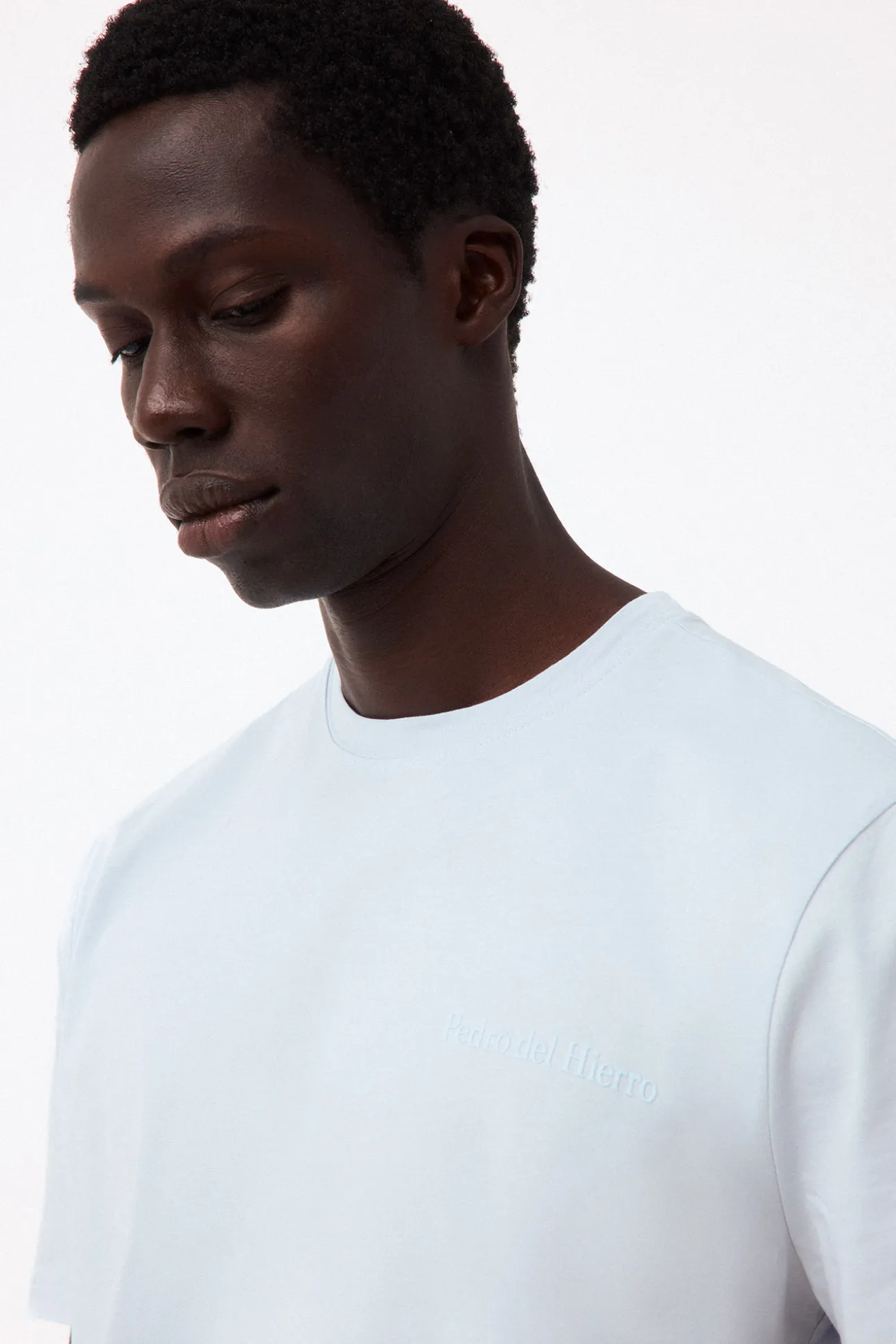 Camiseta logo pequeño