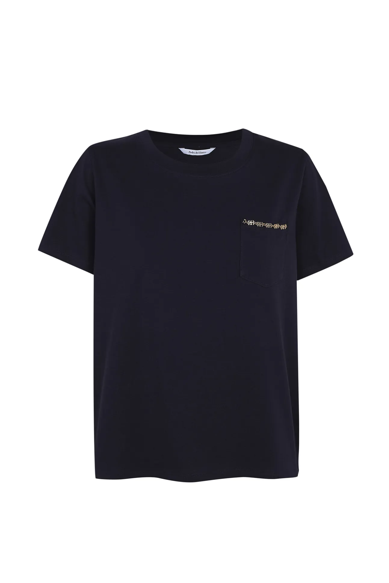 Camiseta manga corta con bolsillo y detalle de cadena
