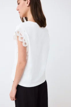 Camiseta mangas crochet
