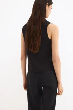 Camiseta sin mangas aplique hombro