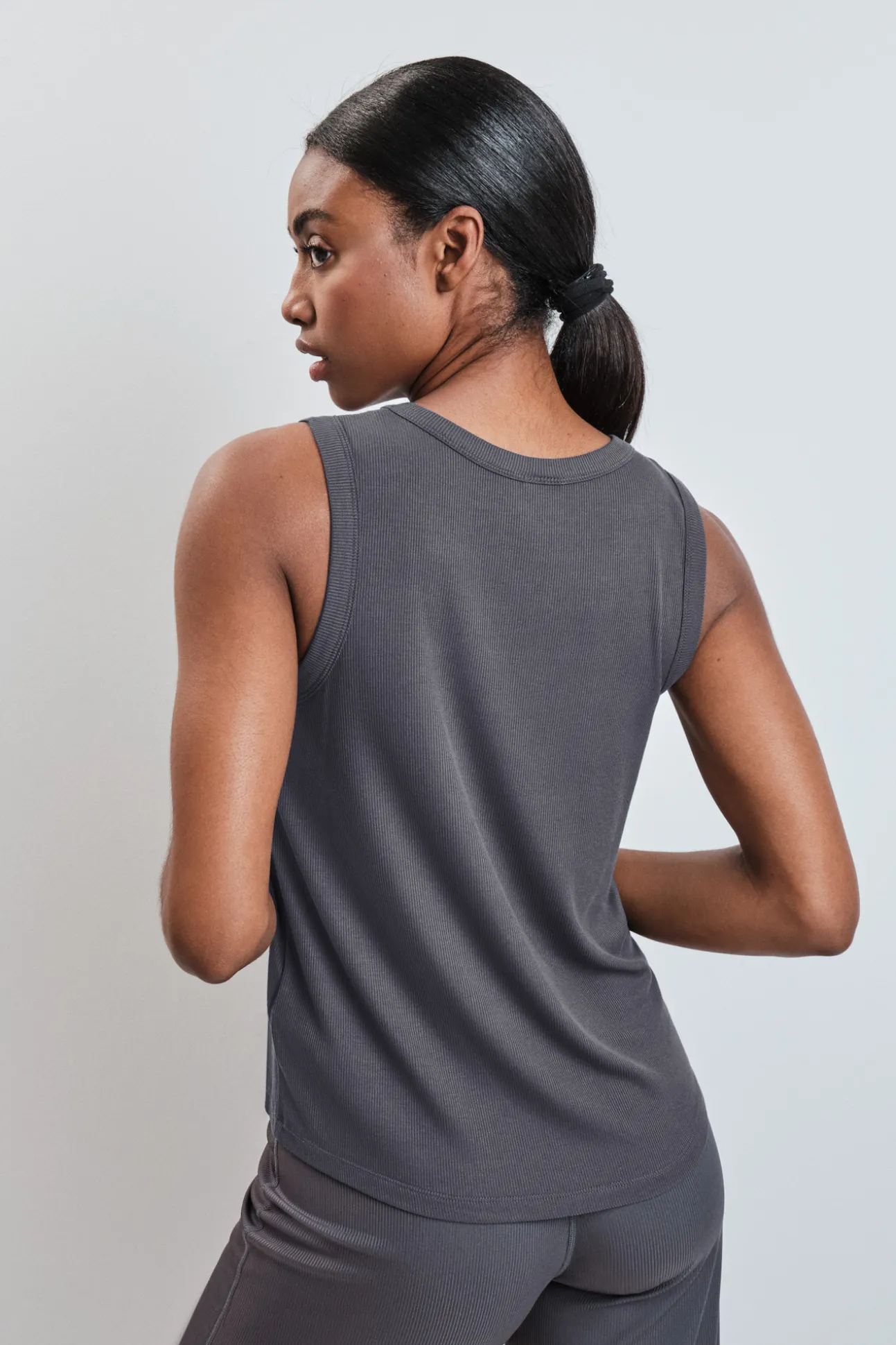 Camiseta sin mangas rib gris
