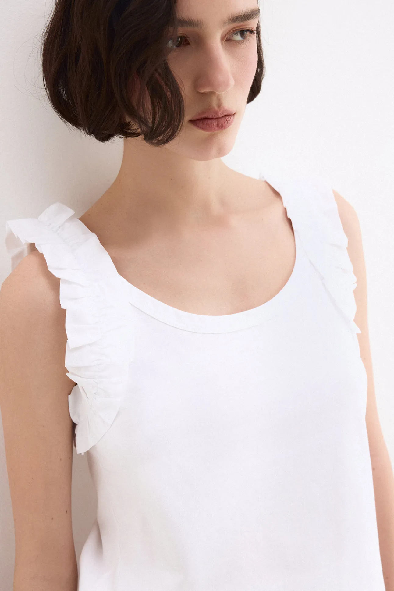 Camiseta tirantes volantes