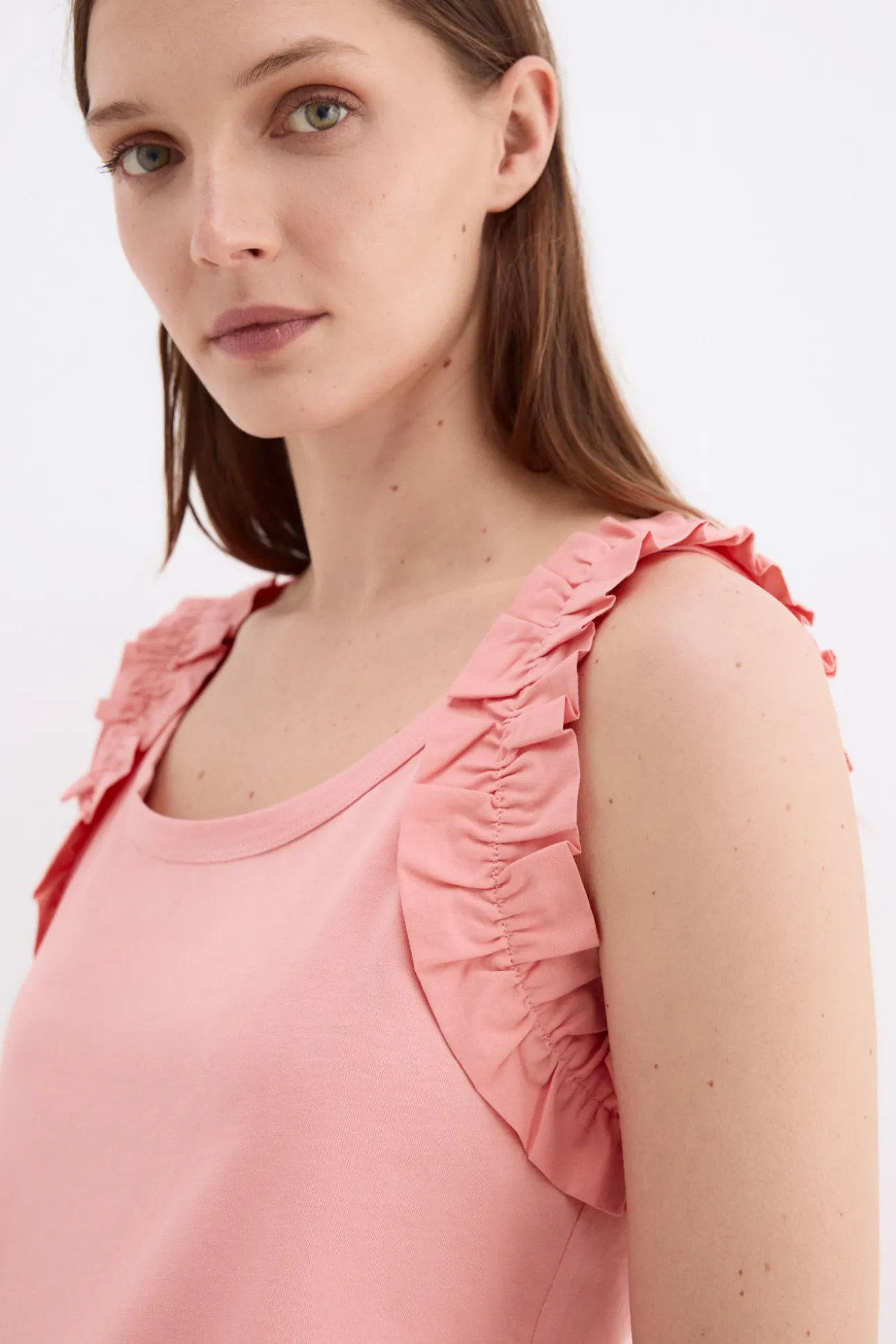 Camiseta tirantes volantes