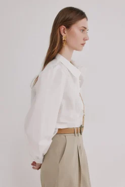 Carine. Blusa bordada