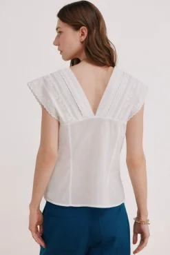Carola. Blusa romántica